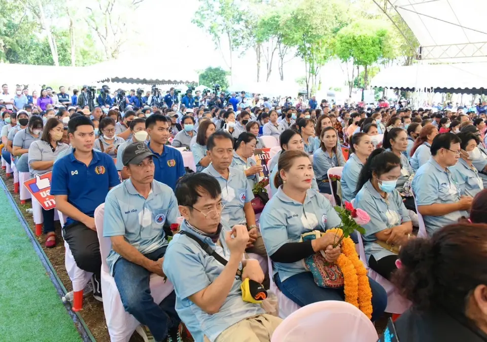 นายกฯ ขนทัพ รมต. เสริมแกร่งพัฒนาเมืองกาญจน์