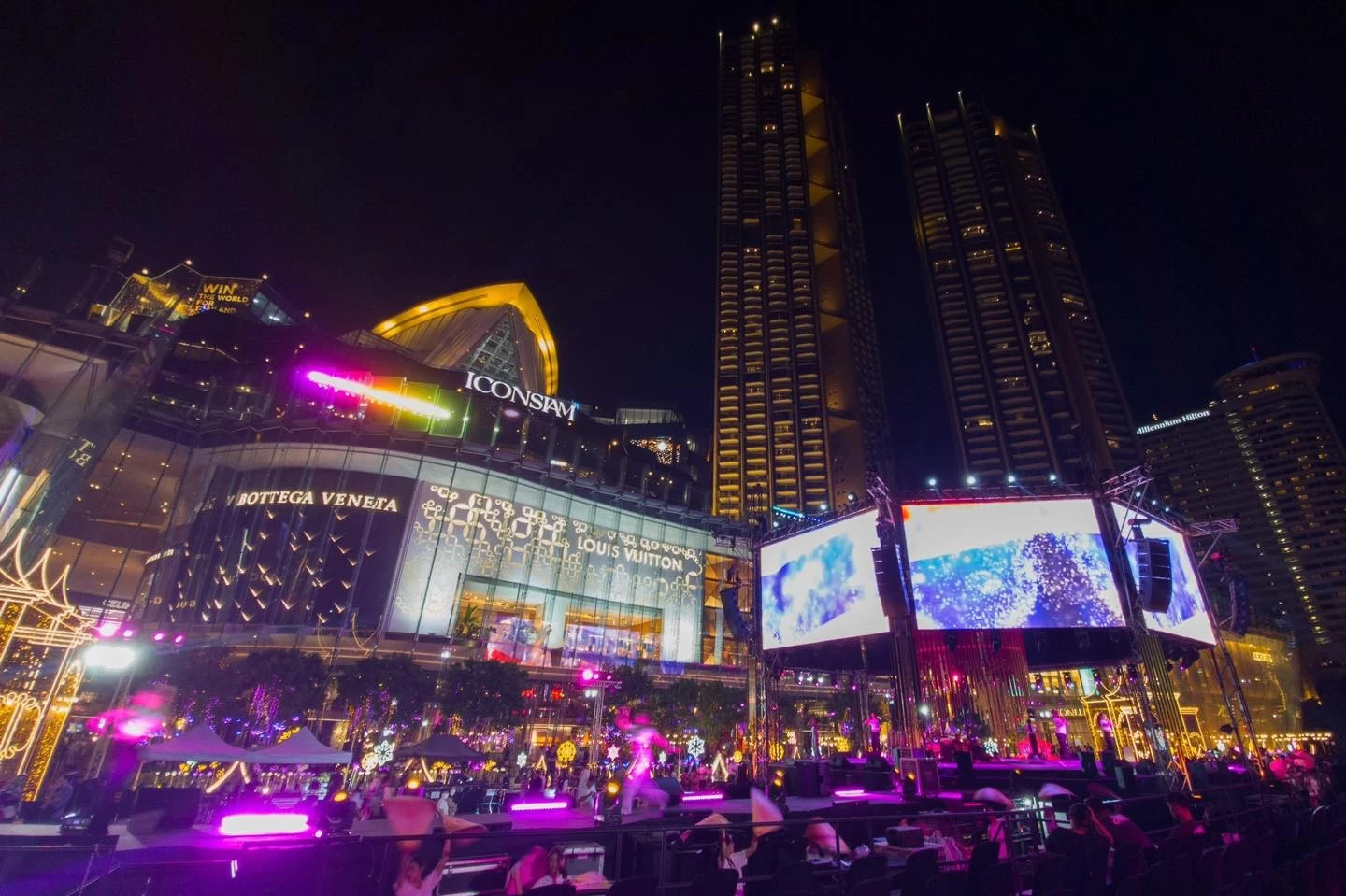 ไอคอนสยาม เปิดภาพเวที Amazing Thailand Countdown 2024 แบบ 360 องศา