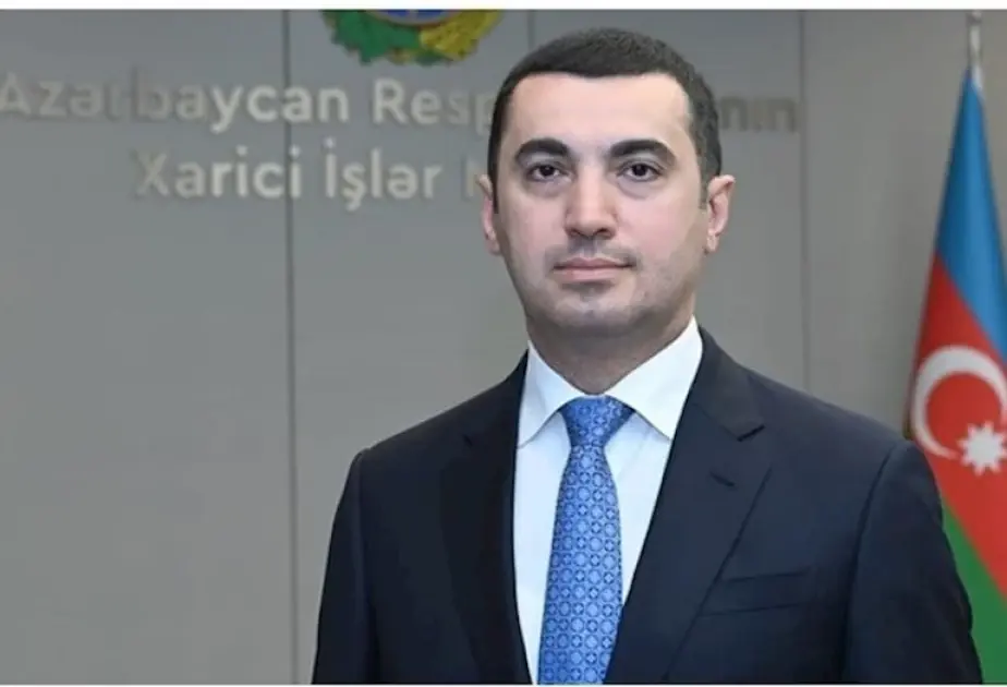 Aykhan Hajizada โฆษกกระทรวงการต่างประเทศของอาเซอร์ไบจาน ภาพจาก : The Azerbaijan State News Agency 