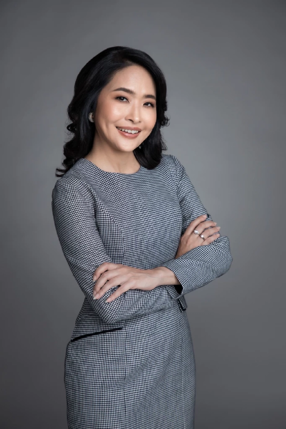 นางสาวดารบุษป์ ปภาพจน์ กรรมการผู้จัดการ บริษัทหลักทรัพย์จัดการกองทุน อีสท์สปริง (ประเทศไทย) จำกัด