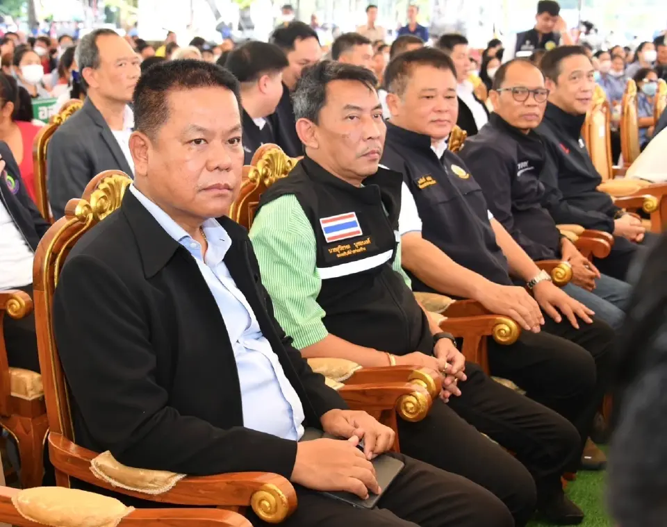 นายกฯ ขนทัพ รมต. เสริมแกร่งพัฒนาเมืองกาญจน์