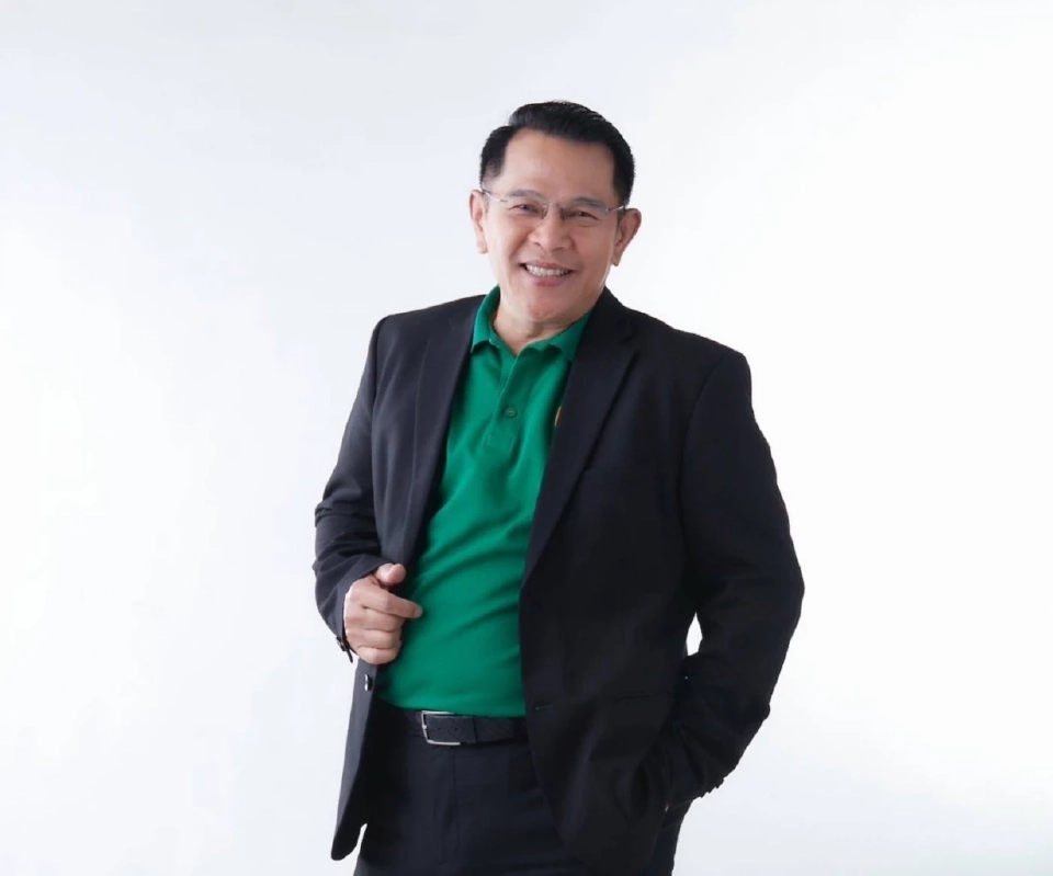 นายกษาปณ์ เงินรวง รองผู้จัดการธนาคารเพื่อการเกษตรและสหกรณ์การเกษตร (ธ.ก.ส.)