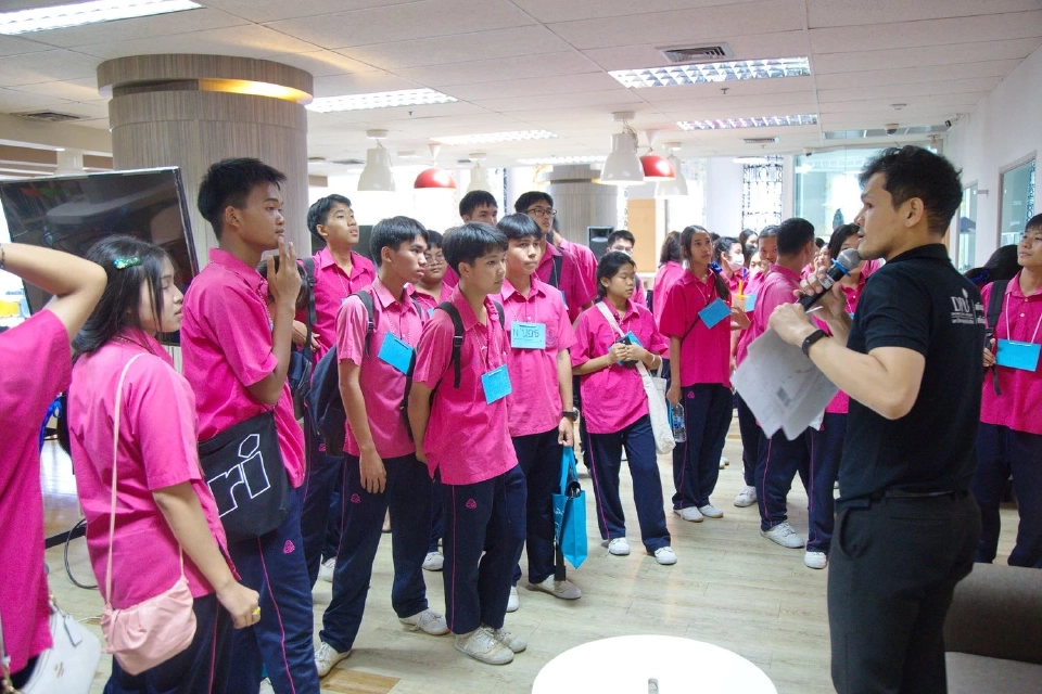 วิทยาลัยนานาชาติ DPU เผยจีนแห่ลงทุนไทย ปลุกเด็กมัธยมหันเรียนภาษาจีนพุ่ง