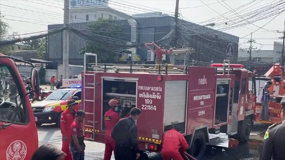 ไฟไหม้ สถานบันเทิงดัง “ขอนแก่น” เจ้าหน้าที่เร่งตรวจสอบ