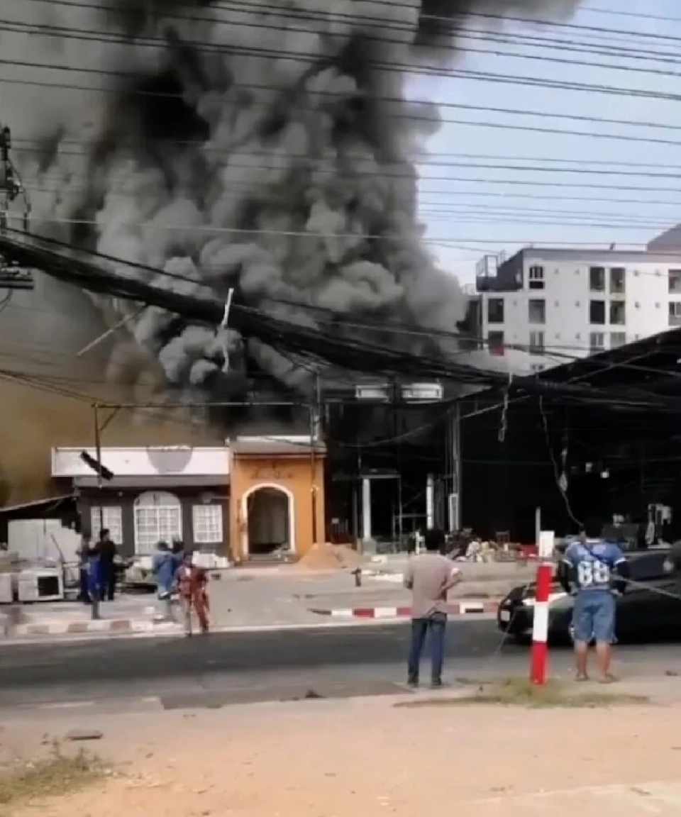 ไฟไหม้ สถานบันเทิงดัง “ขอนแก่น” เจ้าหน้าที่เร่งตรวจสอบ