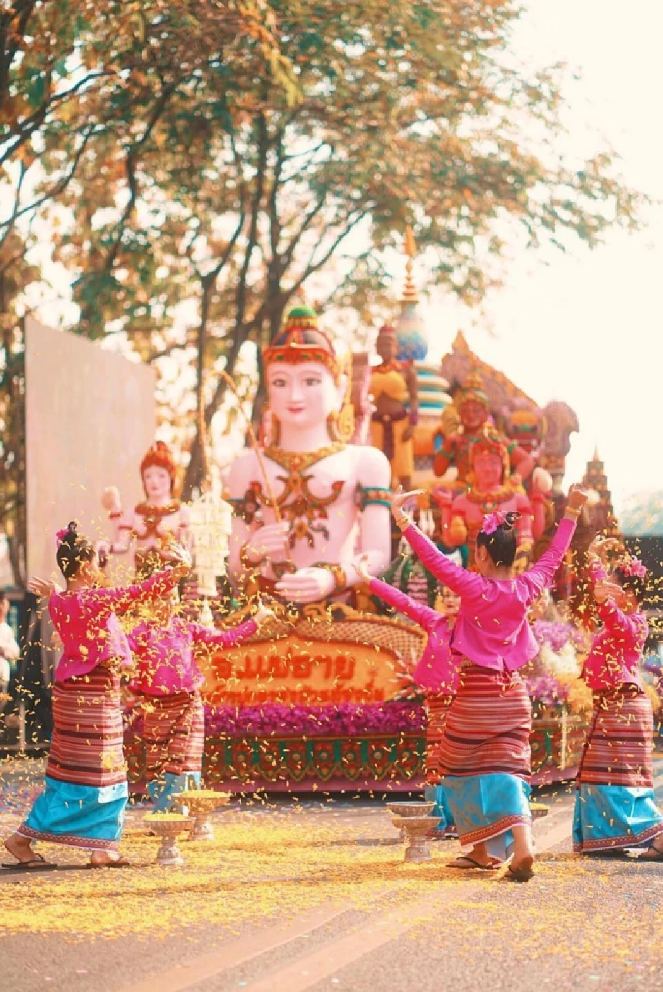 ขบวนรถบุปผชาติ