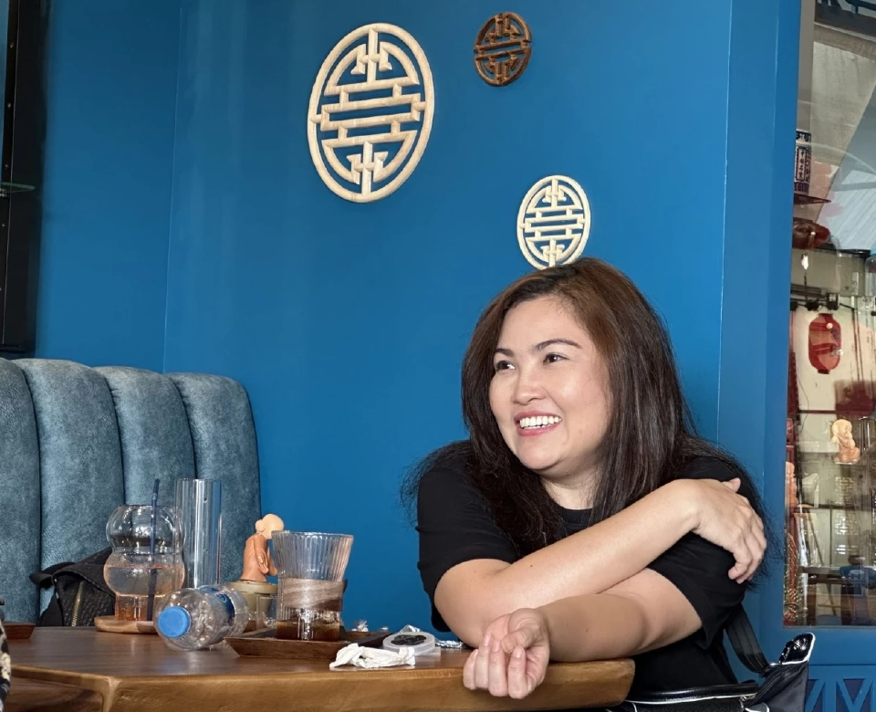 ดร.ยุวรี โชคสวนทรัพย์ หรือ อาจารย์นวล ผู้เชี่ยวชาญประวัติศาสตร์เมือง และอดีตชาวถนนทรงวาด