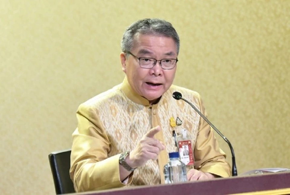 นายชัย วัชรงค์ 