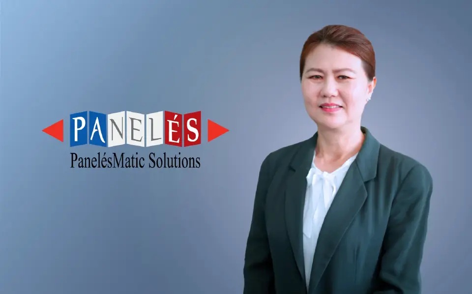 นางจูเลีย เพ็ชญไพศิษฎ์