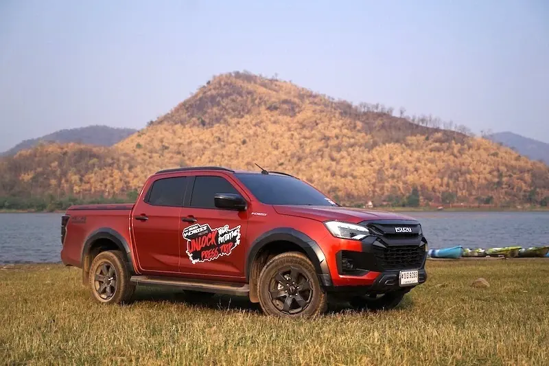 ISUZU V-CROSS 4x4 ปิกอัพสายฉ่ำ ออพชันล้น