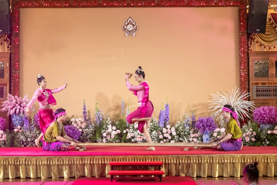 รังสรรค์ เรือนภรณ์ภักดี เล่าเรื่องศิลปวัฒนธรรม ประเพณี