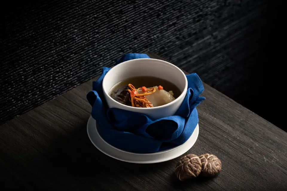 โรงแรมบันยันทรี กรุงเทพ ชู 2 เชฟดังฮ่องกง-ไทย รังสรรค์อาหารจีนไบยุนสุดปัง