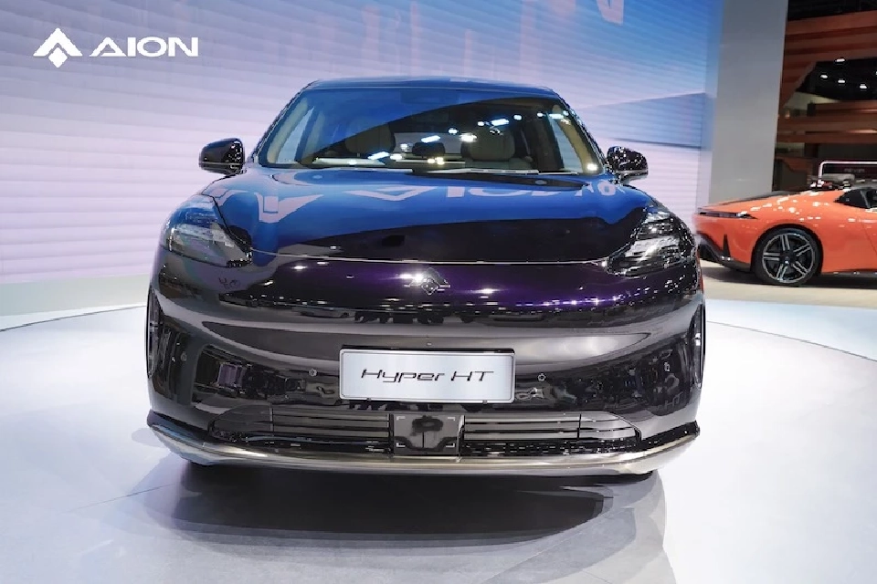  Hyper HT ราคา 1,999,900 บาท