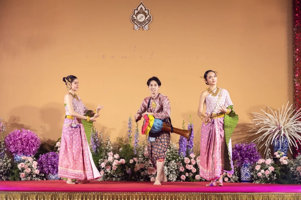 รังสรรค์ เรือนภรณ์ภักดี เล่าเรื่องศิลปวัฒนธรรม ประเพณี