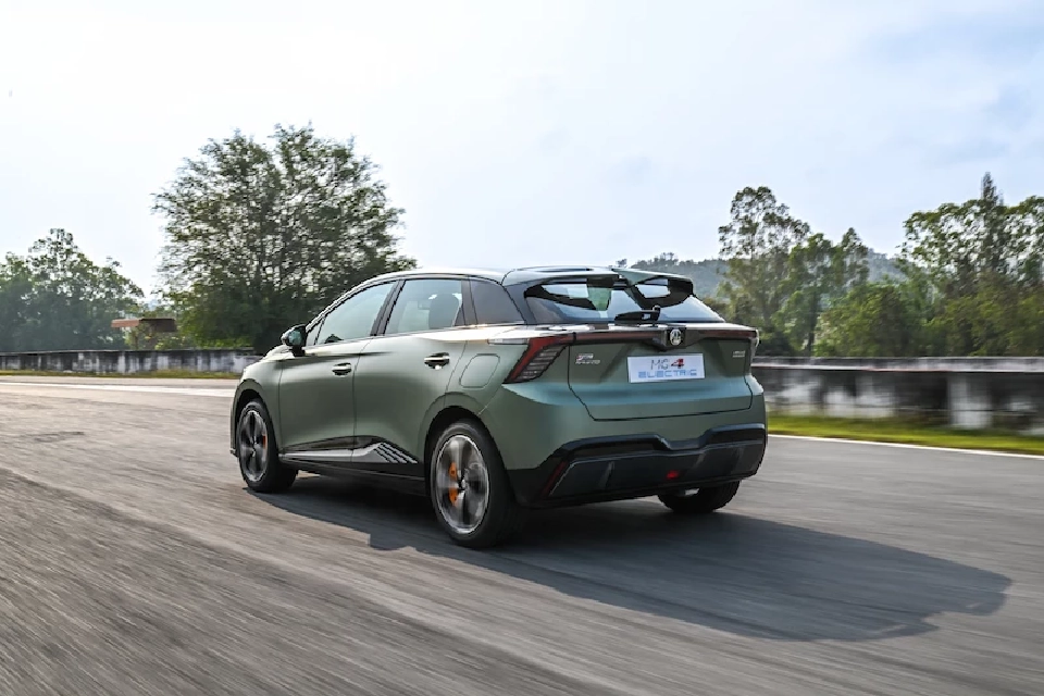 รีวิว MG4 XPOWER