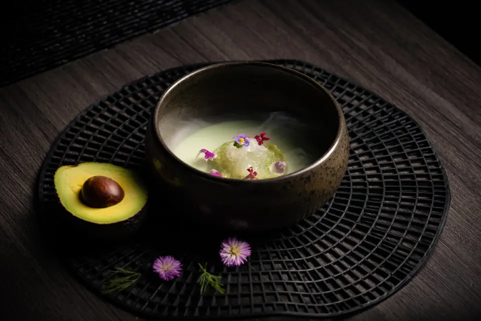 โรงแรมบันยันทรี กรุงเทพ ชู 2 เชฟดังฮ่องกง-ไทย รังสรรค์อาหารจีนไบยุนสุดปัง