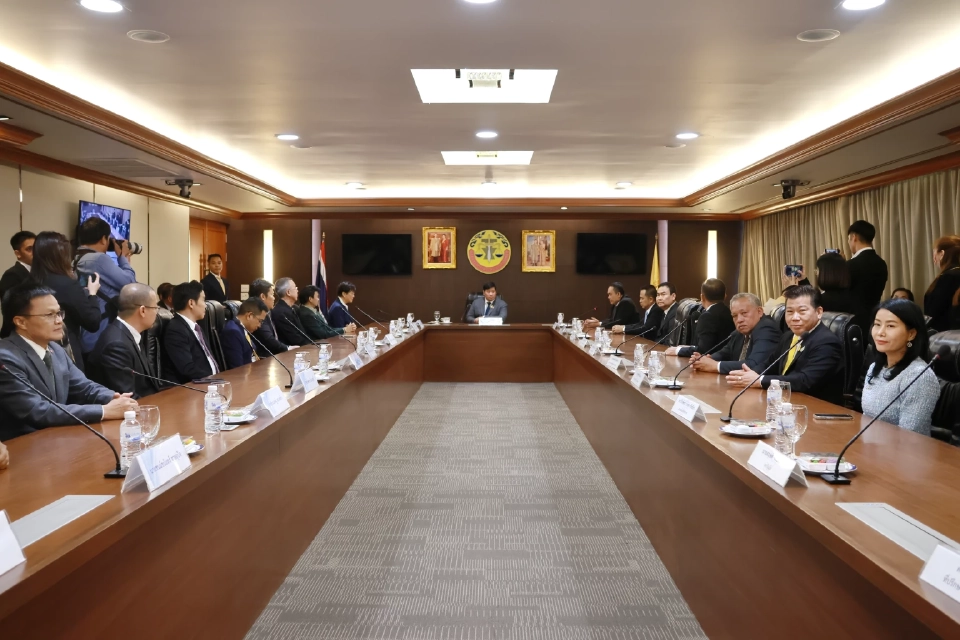 เเต่งตั้ง "ท่านอ้น" เป็นประธานที่ปรึกษากิตติมศักดิ์นายกสภาทนายความ