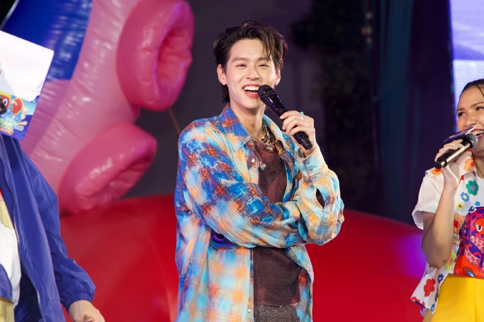 สยามพารากอน ต้อนรับมหาสงกรานต์ “Siam Paragon Ultrasonic Water Festival 2024”