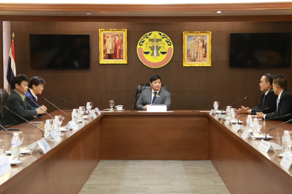 เเต่งตั้ง "ท่านอ้น" เป็นประธานที่ปรึกษากิตติมศักดิ์นายกสภาทนายความ