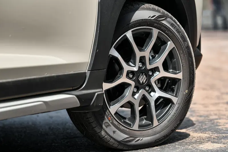  รีวิว Suzuki XL7 Hybrid 2024