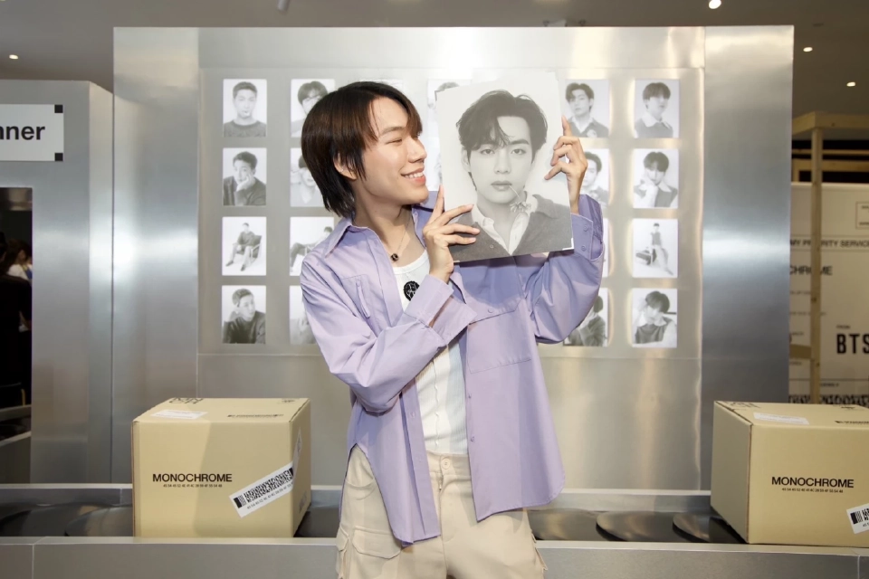 "BTS POP-UP : MONOCHROME IN BANGKOK" แห่งแรกในเอเชียตะวันออกเฉียงใต้