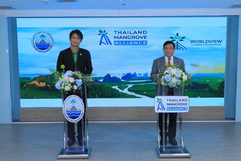 ไทยเผชิญวิกฤติโลกร้อน ผนึกกำลังปลูกป่าชายเลน เดินหน้าดัน 'บลูคาร์บอน'