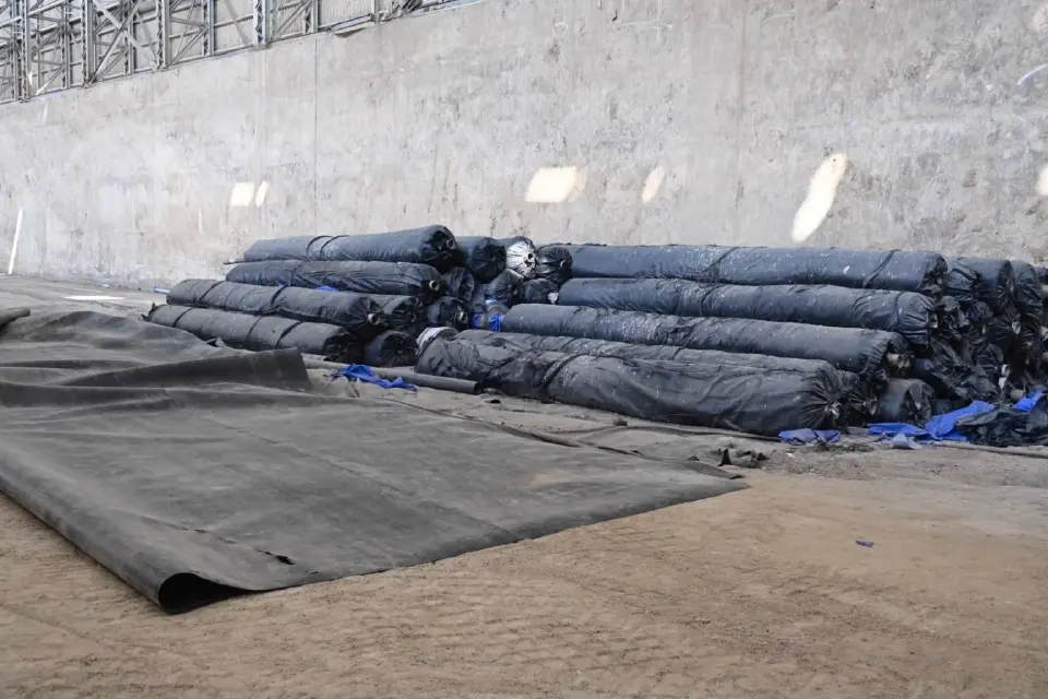 คณะวิศวะโยธาม.ราชมงคลล้านนาตากจ่อทดสอบความแข็งแรงพื้นผิวโกดังเก็บกากแคดเมียม 