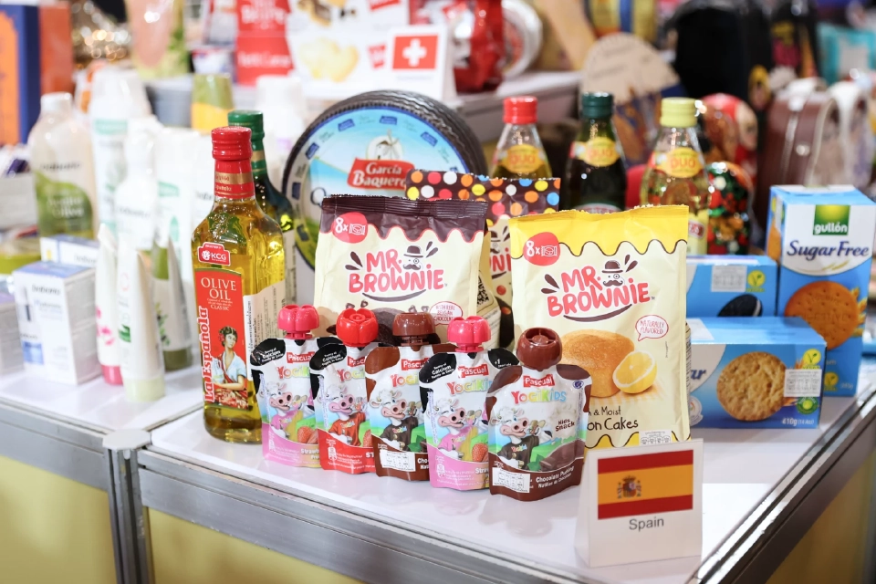 ชอปสนุก สุขใจ ได้กุศล กับมหกรรม “งานออกร้านคณะภริยาทูต ครั้งที่ 57”