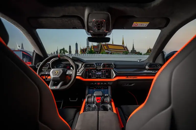 Lamborghini Urus SE ราคา 24.98 ล้านบาท จองวันนี้อีก 1 ปีรับรถ