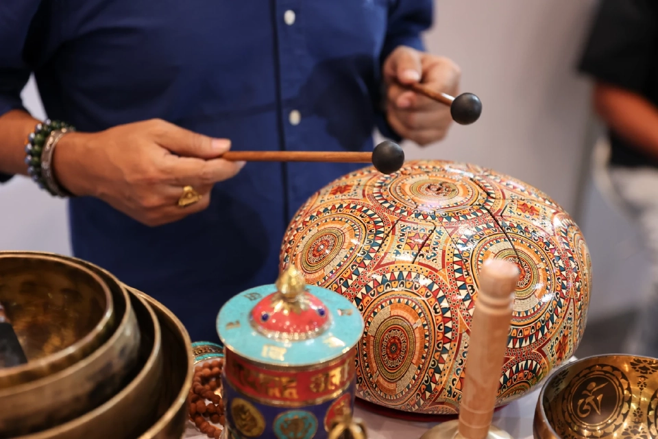 ชอปสนุก สุขใจ ได้กุศล กับมหกรรม “งานออกร้านคณะภริยาทูต ครั้งที่ 57”