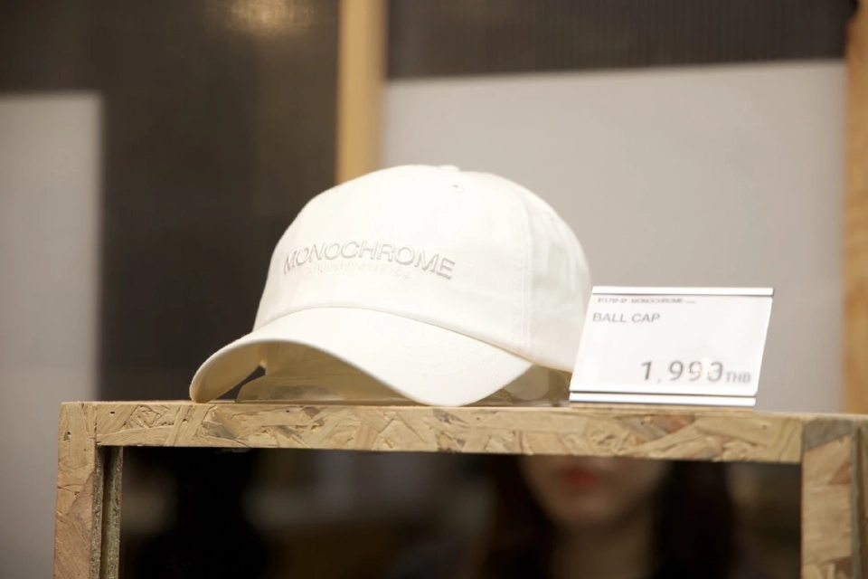 "BTS POP-UP : MONOCHROME IN BANGKOK" แห่งแรกในเอเชียตะวันออกเฉียงใต้