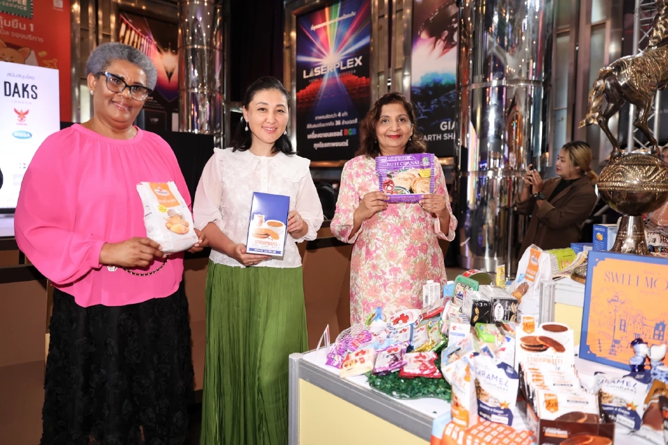 ชอปสนุก สุขใจ ได้กุศล กับมหกรรม “งานออกร้านคณะภริยาทูต ครั้งที่ 57”