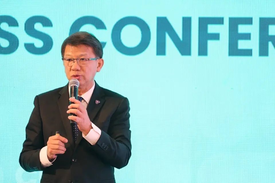 ภก.สุรชัย เรืองสุขศิลป์