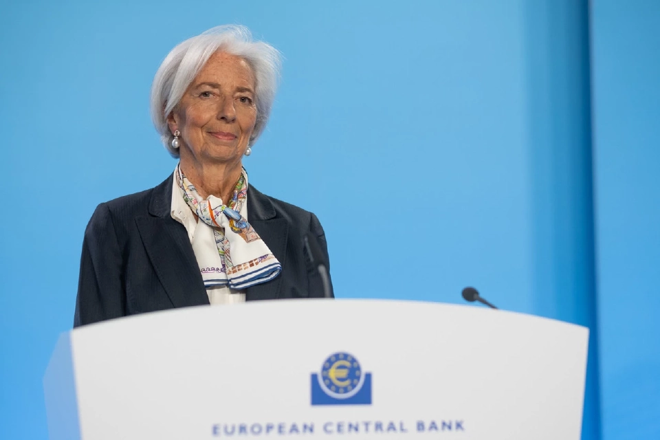 นางคริสติน ลาการ์ด ประธานธนาคารกลางยุโรป (ECB) 