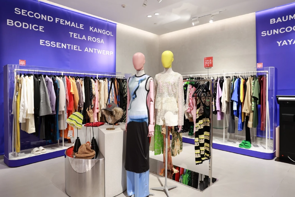 สยามดิสคัฟเวอรี่ จัดโปร “SIAM DISCOVERY FLAMING BLUE SALE” ลดสูงสุดถึง 90%