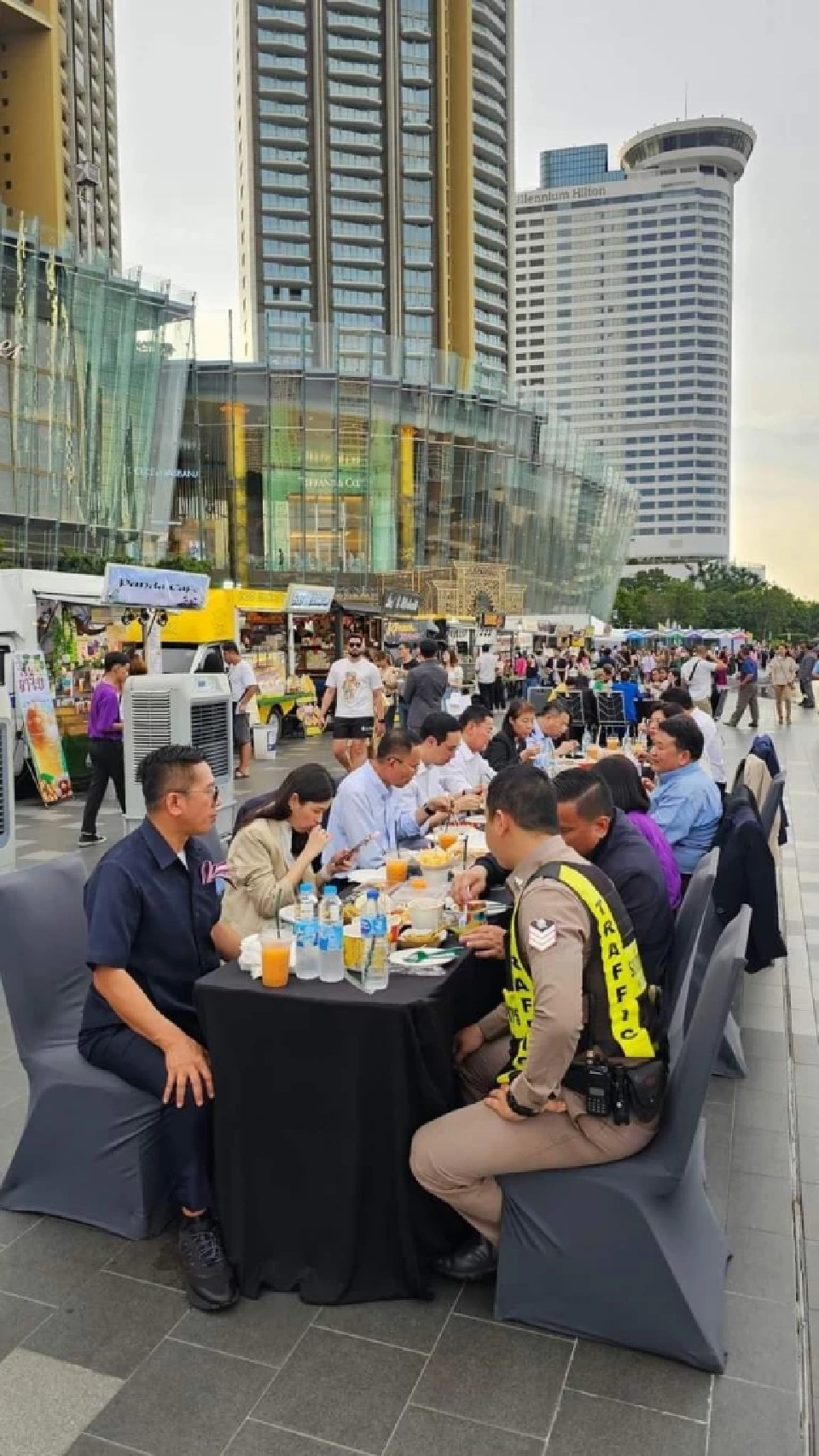 "Food Truck Fair" 5 วัน ดันยอด 4.85 ล้าน นักท่องเที่ยวไทย-ต่างชาติ แห่อุดหนุน