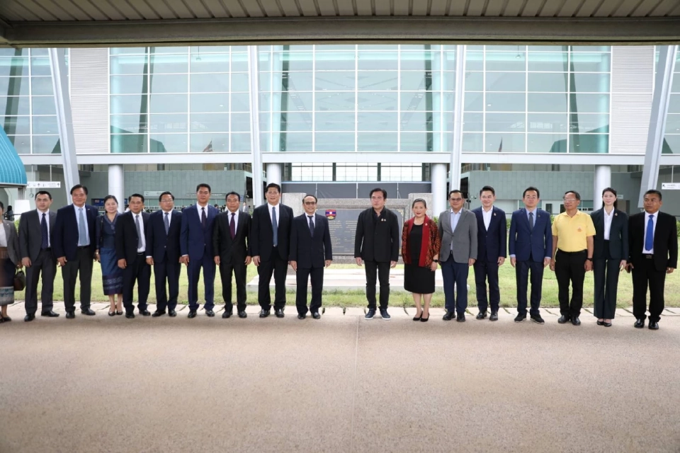 เริ่มแล้ว "สุรพงษ์" เปิดขบวนรถไฟ เส้นทางกรุงเทพอภิวัฒน์-เวียงจันทร์