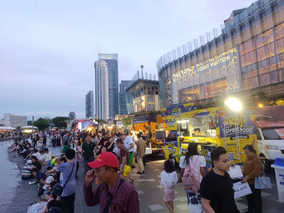 "Food Truck Fair" 5 วัน ดันยอด 4.85 ล้าน นักท่องเที่ยวไทย-ต่างชาติ แห่อุดหนุน
