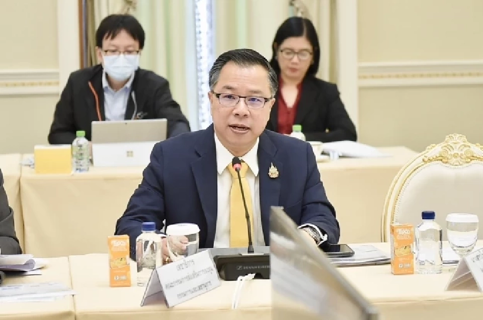 เบื้องหลังบอร์ดอีวี ต่อลมหายใจรถยนต์ไฮบริด พิชัย แก้มติลดภาษีสรรพสามิต 5 ปี