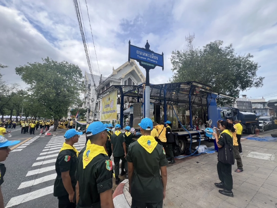 กรมทรัพยากรน้ำบาดาล อำนวยความสะดวกปชช. ร่วมกิจกรรมเฉลิมพระเกียรติ 72 พรรษา