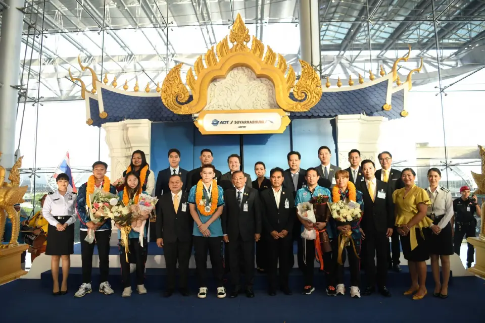 "น้องวิว กุลวุฒิ" กลับไทยแล้ว รับเงินรางวัล 7.2 ล้านบาท กองทุนพัฒนากีฬา