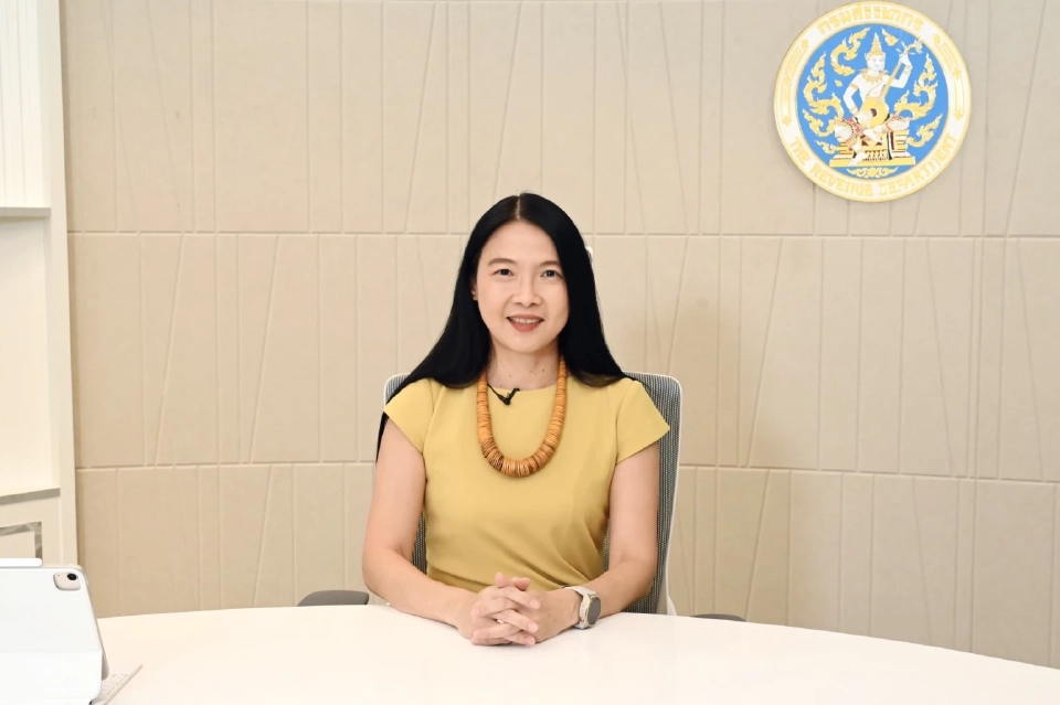 นางสาวกุลยา ตันติเตมิท อธิบดีกรมสรรพากร 