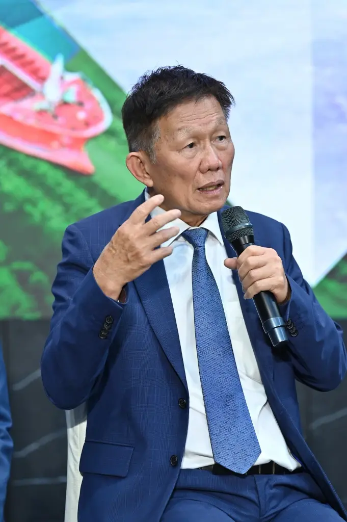 นายประกิต ประสิทธิ์ศุภผล ประธานเจ้าหน้าที่บริหารและกรรมการผู้จัดการใหญ่ บริษัท เพชรศรีวิชัย เอ็นเตอร์ไพรส์ จำกัด (มหาชน) หรือ PCE 