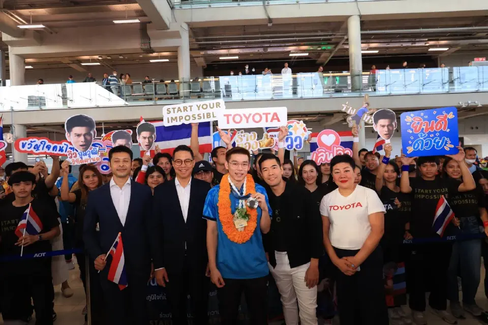 "น้องวิว กุลวุฒิ" กลับไทยแล้ว รับเงินรางวัล 7.2 ล้านบาท กองทุนพัฒนากีฬา