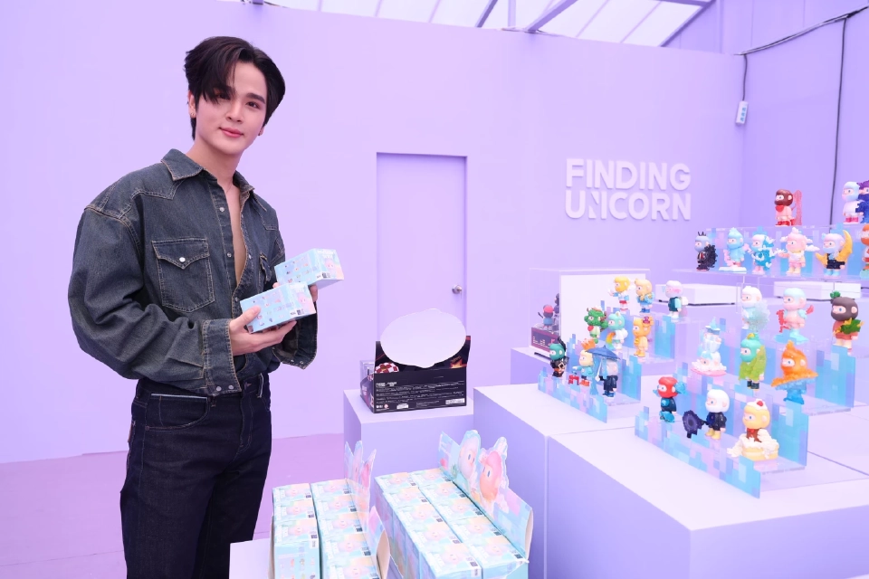 ยุ่น ภูษณุ วงศาวณิชชากร 