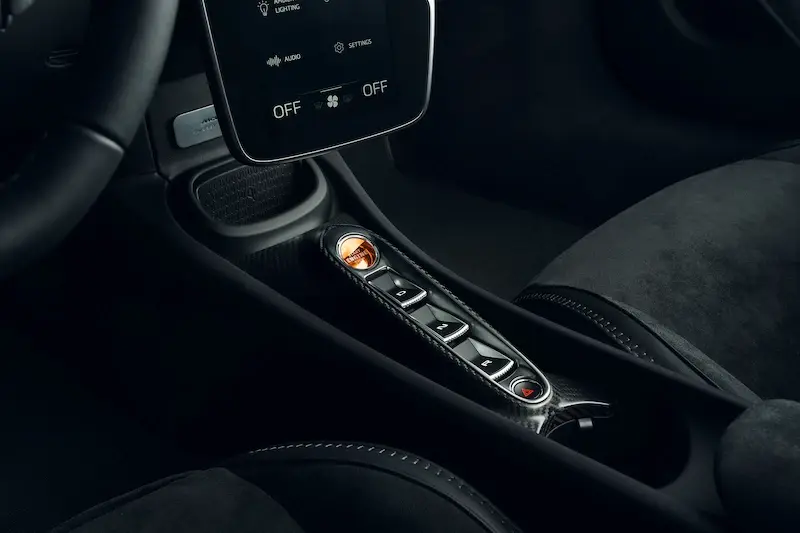 McLaren Artura Spider ราคา 22.9 ล้านบาท