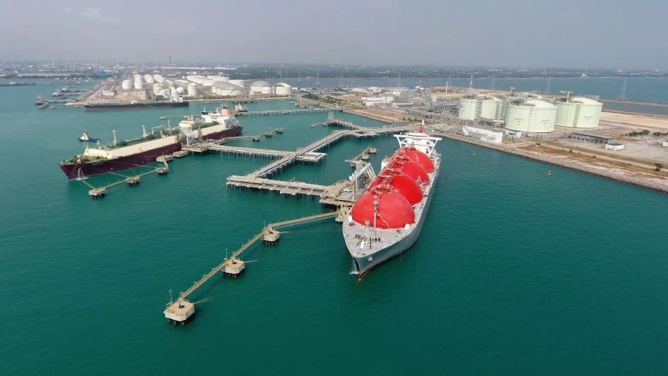 ปตท. ปรับกลยุทธ์เน้น Hydrocarbon และลดการปล่อยก๊าซเรือนกระจก