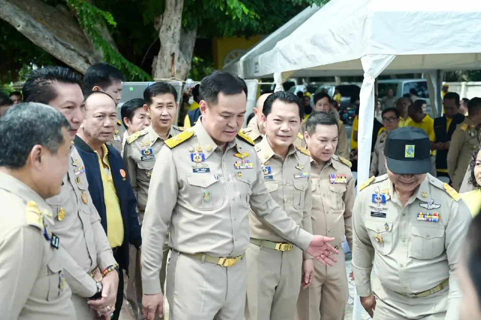 ราชเลขานุการในพระองค์ฯ ติดตามความก้าวหน้าการเตรียมความพร้อมรับอุทกภัย จังหวัดเพชรบุรี