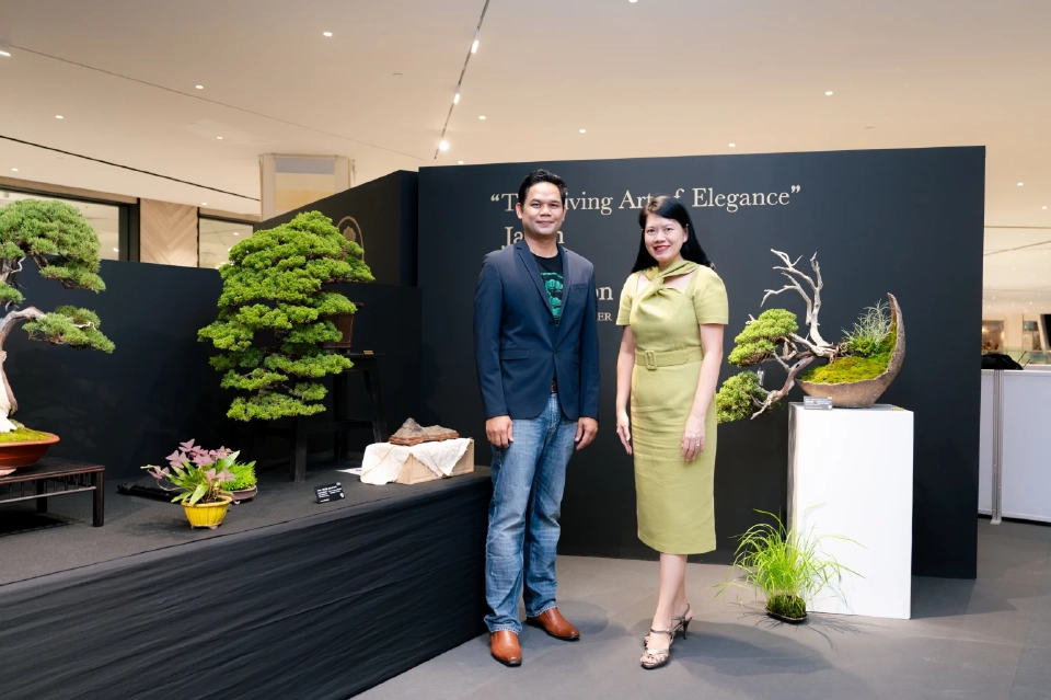 คุณกรกช ไทยศิริ และ คุณโสภิดา กิติโกมลสุข