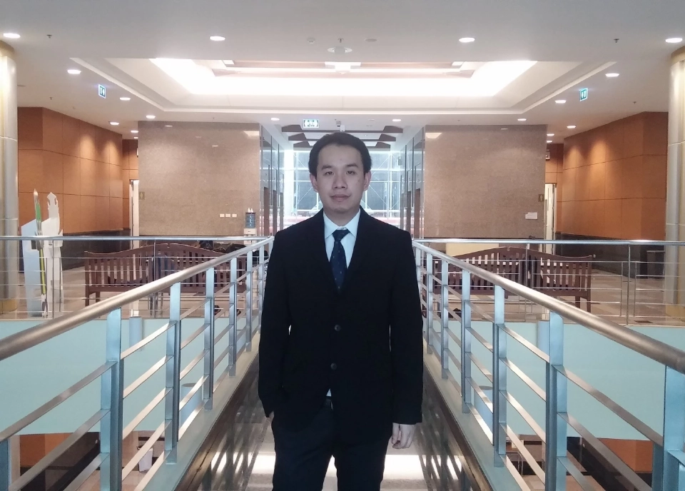 นายชวณัฐ คุ้มทรัพย์อนันต์  Finance Manager บริษัท บ้านกรองทอง จำกัด